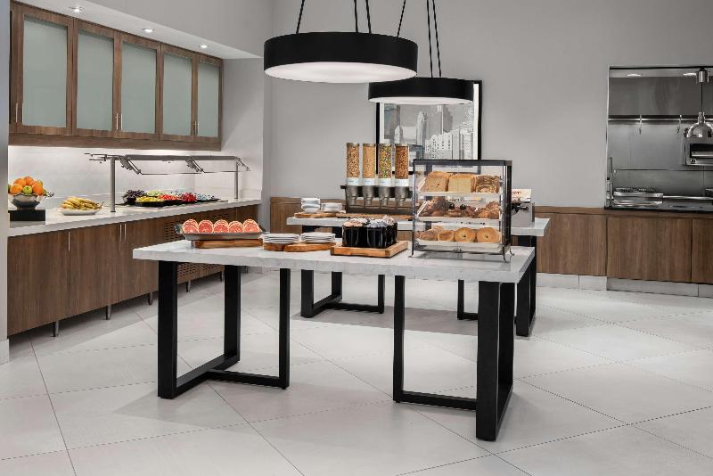 Отель Hilton Garden Inn Minneapolis Downtown