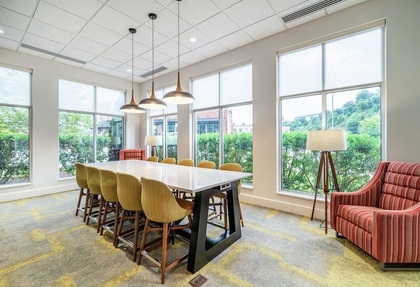فندق Hilton Garden Inn Morgantown