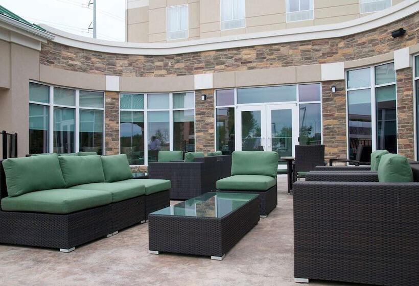 בית מלון כפרי Hilton Garden Inn New Braunfels