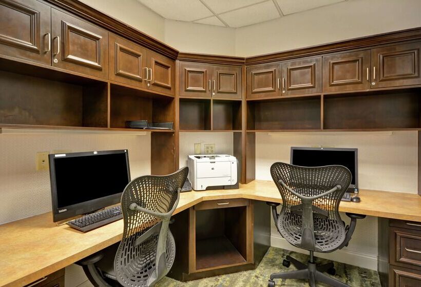 فندق Hilton Garden Inn Ridgefield Park