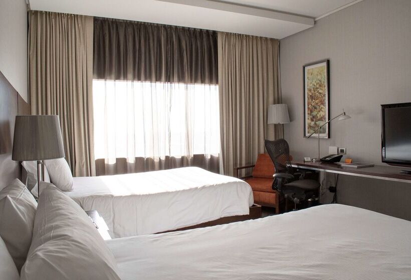 酒店 Hilton Garden Inn Santiago Airport