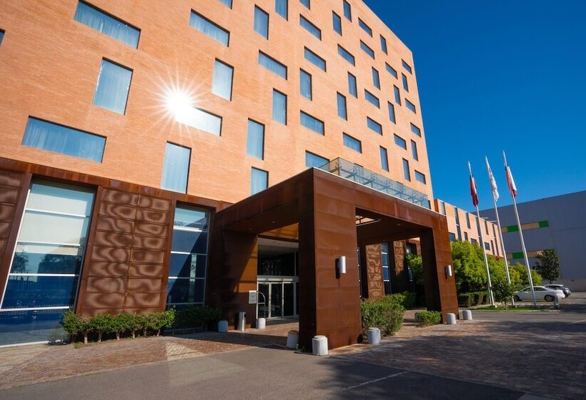 酒店 Hilton Garden Inn Santiago Airport