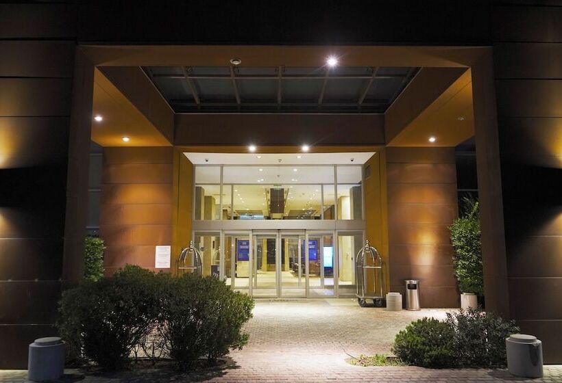 酒店 Hilton Garden Inn Santiago Airport