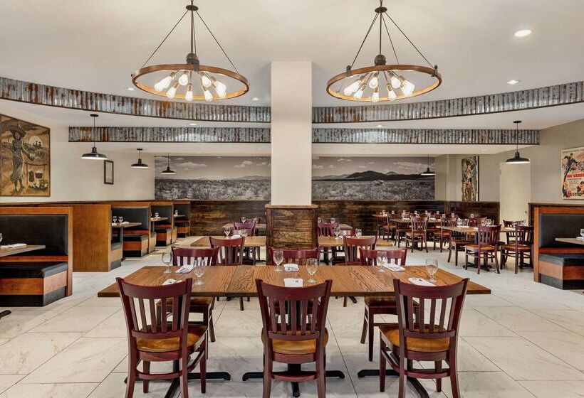 בית מלון כפרי Hilton Garden Inn South Padre Island Beachfront