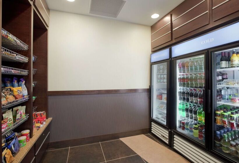 هتل Hilton Garden Inn Springfield, Mo