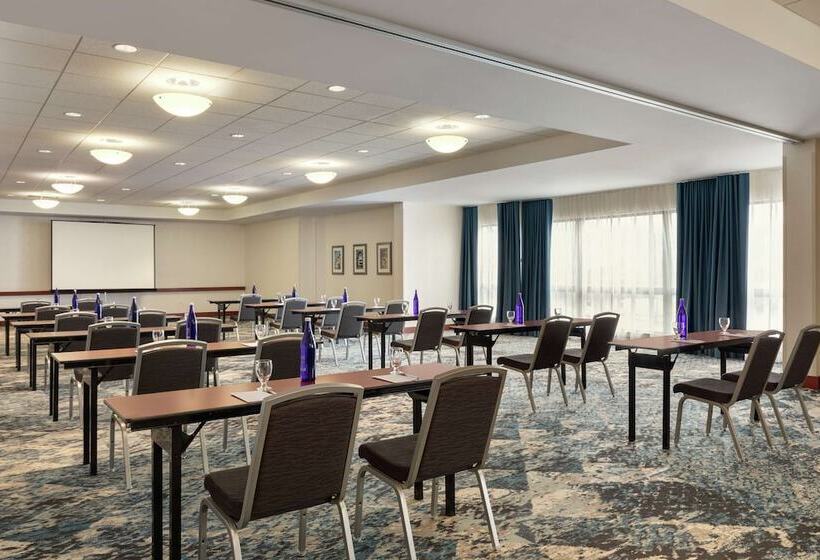 ホテル Hilton Garden Inn Troy