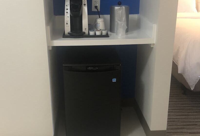 فندق Holiday Inn Express Hillsboro I 35, An Ihg