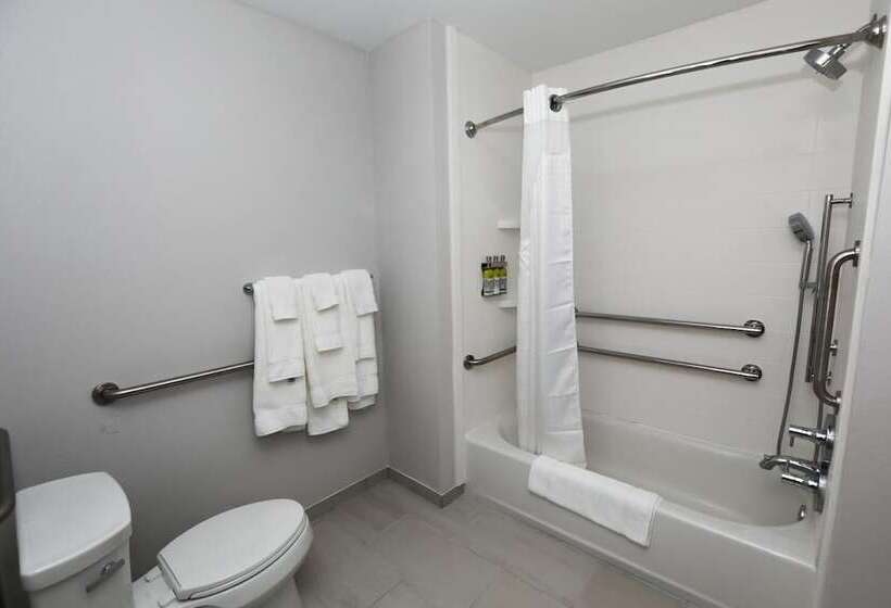 فندق Holiday Inn Express Hillsboro I 35, An Ihg