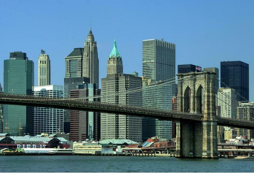 Holiday Inn Express Wall Street, An Ihg Hotel