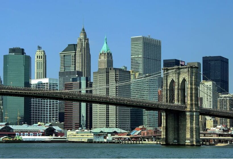 Holiday Inn Express Wall Street, An Ihg Hotel