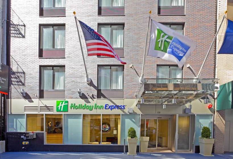Holiday Inn Express Wall Street, An Ihg Hotel