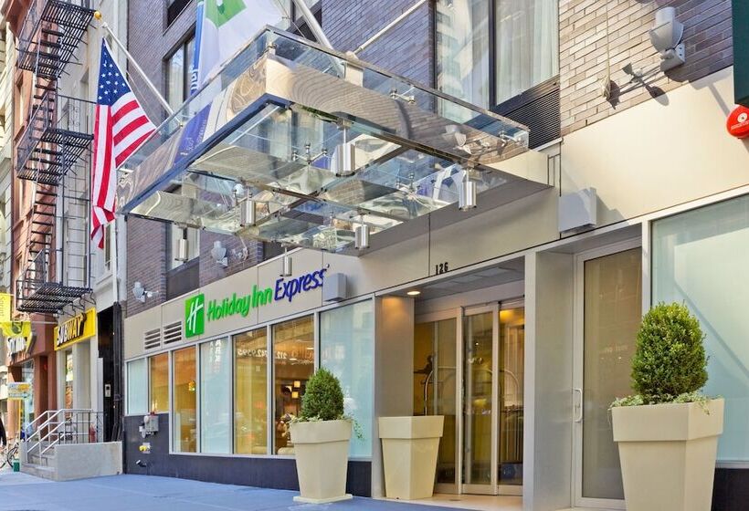 Holiday Inn Express Wall Street, An Ihg Hotel
