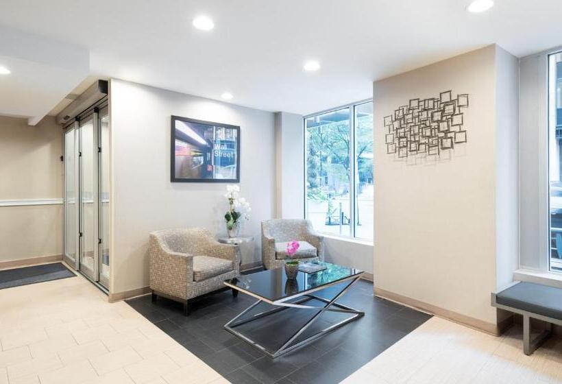 Holiday Inn Express Wall Street, An Ihg Hotel