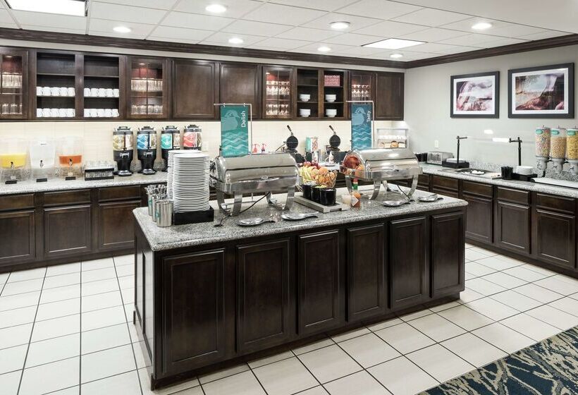 هتل Homewood Suites By Hilton Cedar Rapidsnorth