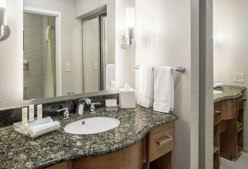 בית מלון כפרי Homewood Suites By Hilton Cedar Rapidsnorth