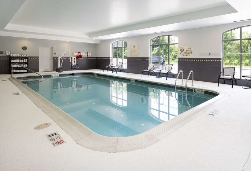 هتل Homewood Suites By Hilton Rochester/greece, Ny