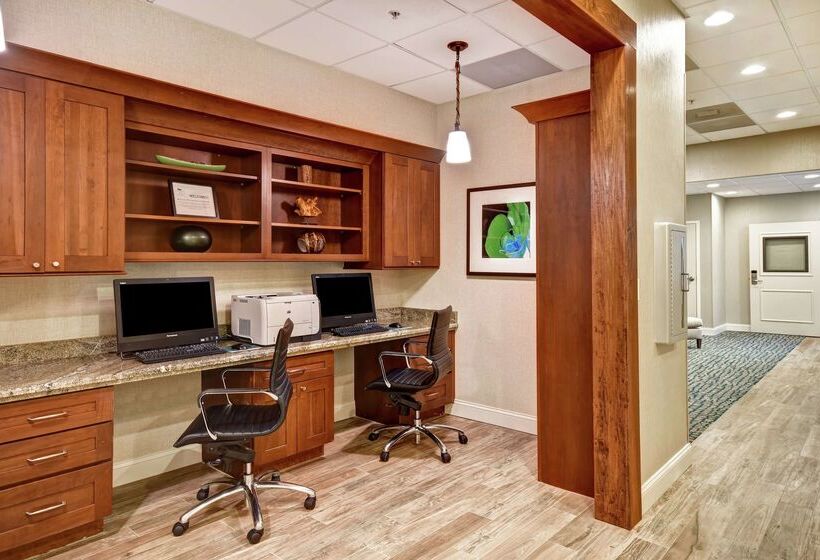 فندق Homewood Suites By Hilton Tampaport Richey