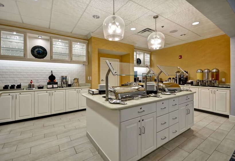 هتل Homewood Suites Wilmington/mayfaire