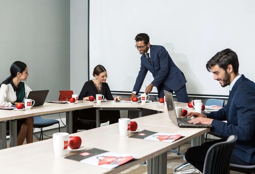 هتل Ibis Tanger City Center