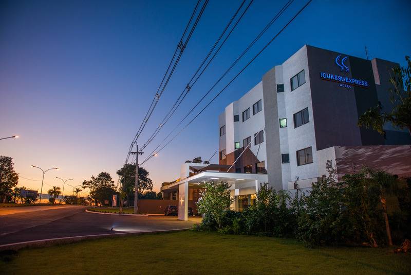 ホテル Iguassu Express