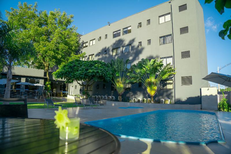 ホテル Iguassu Express