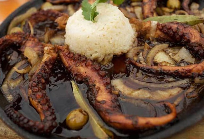 Отель Istirinchá