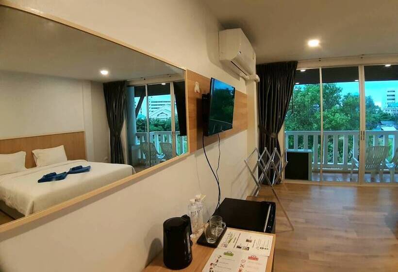 בית מלון כפרי Karon Living Room   Sha Plus