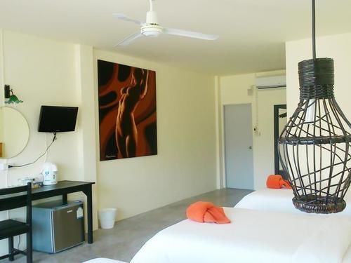 فندق Sunshine Inn Resort