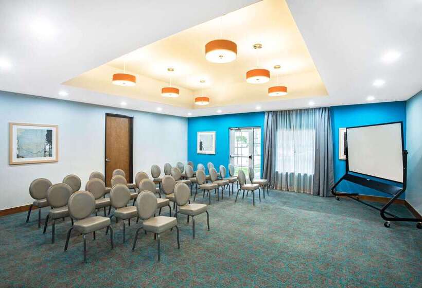 فندق La Quinta By Wyndham Austin Nw/lakeline Mall