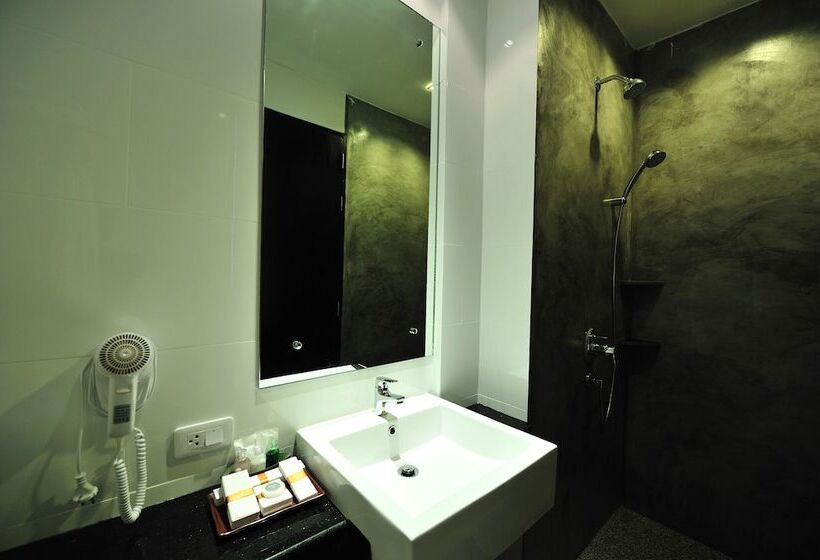 酒店 Lae Lay Suites