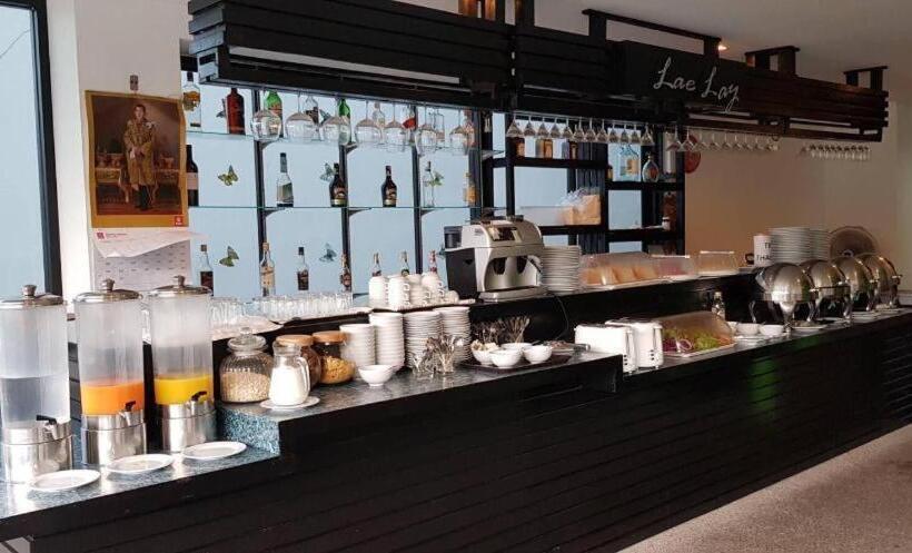 酒店 Lae Lay Suites