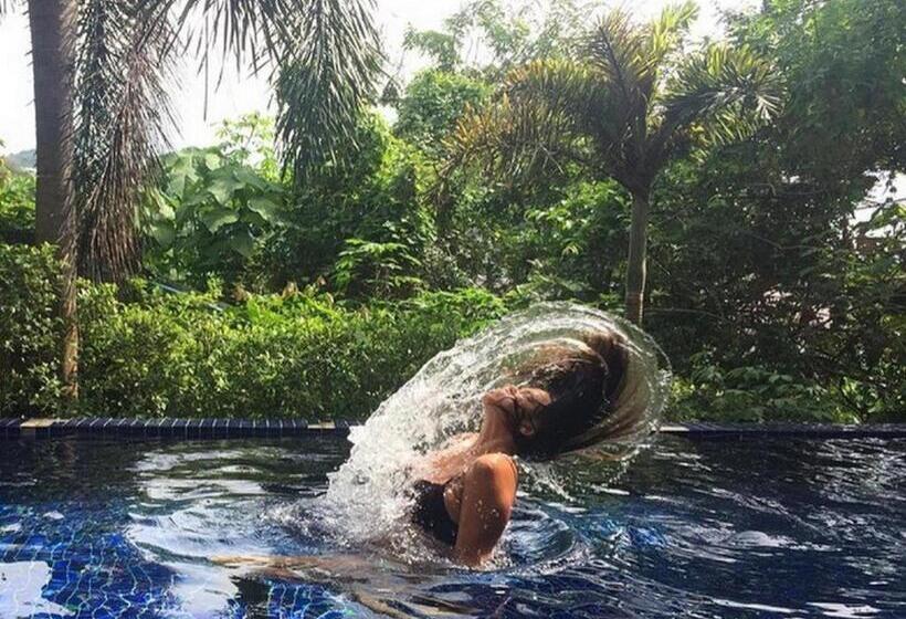 酒店 Lae Lay Suites