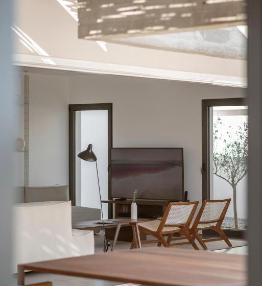 فندق L'and Vineyards