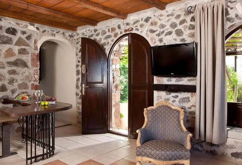 فندق Lava Suites & Lounge