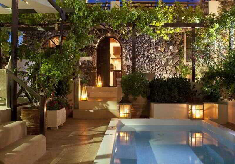 فندق Lava Suites & Lounge