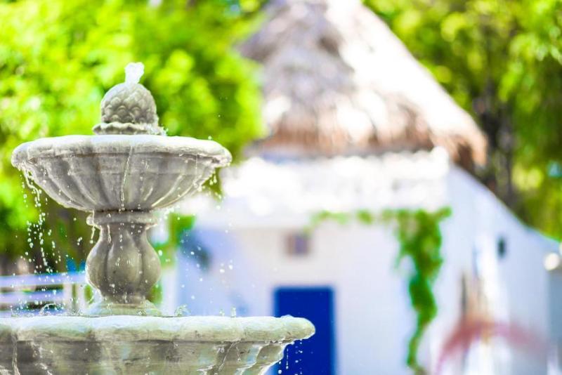 酒店 Lime N Soda Beachfront Resort