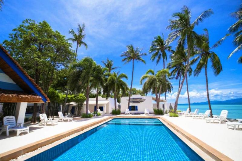 هتل Lime N Soda Beachfront Resort