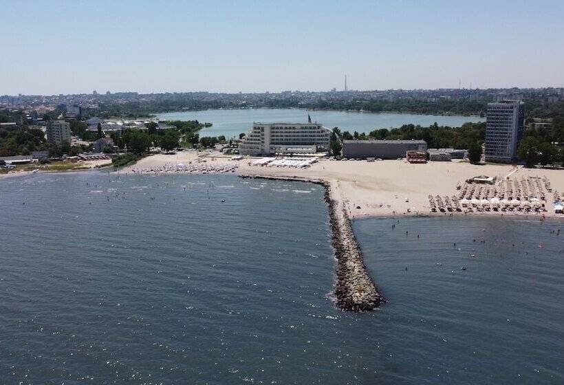 فندق Malibu Mamaia