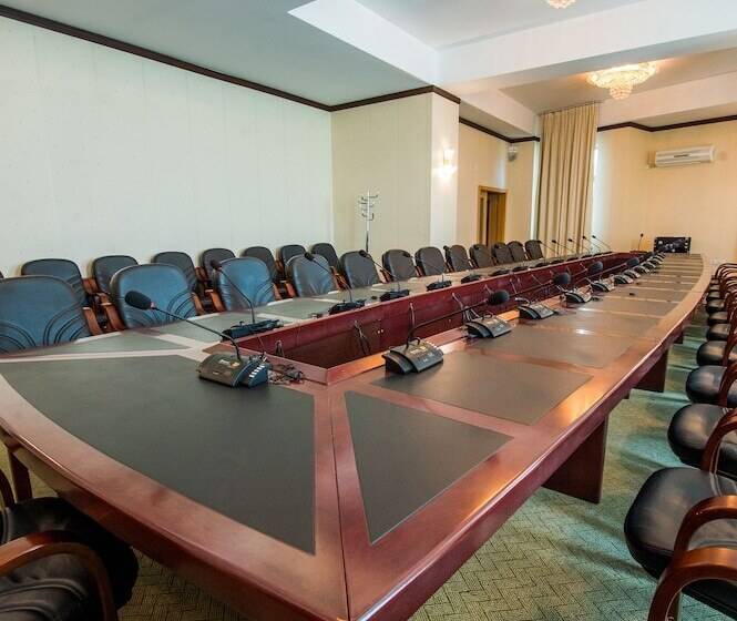 فندق Malibu Mamaia