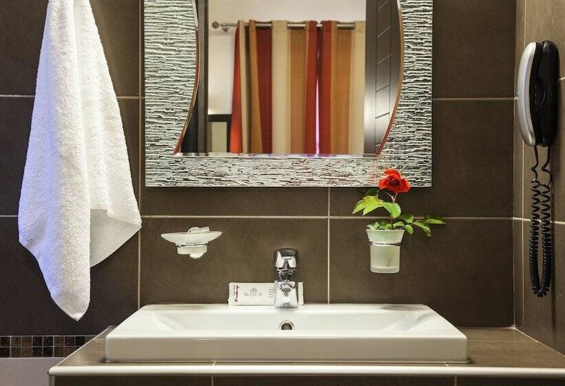 בית מלון כפרי Meteoritis