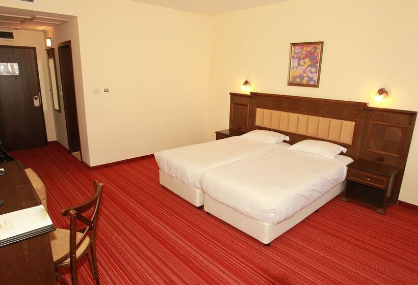 Mpm Hotel Sport Ski In, Ski Out