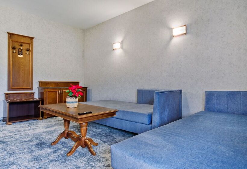 Mpm Hotel Sport Ski In, Ski Out