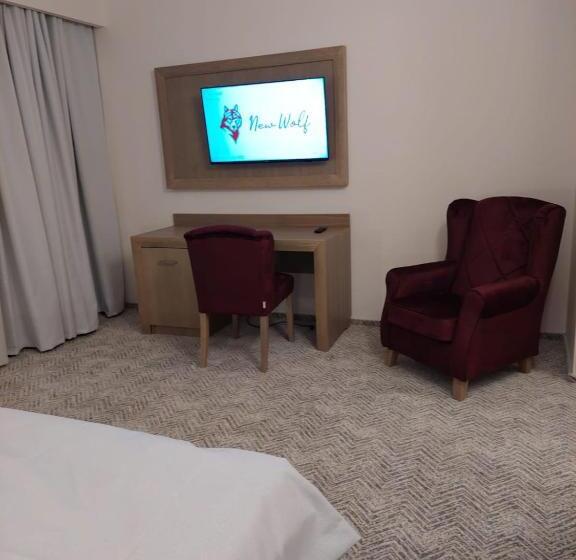 בית מלון כפרי New Wolf