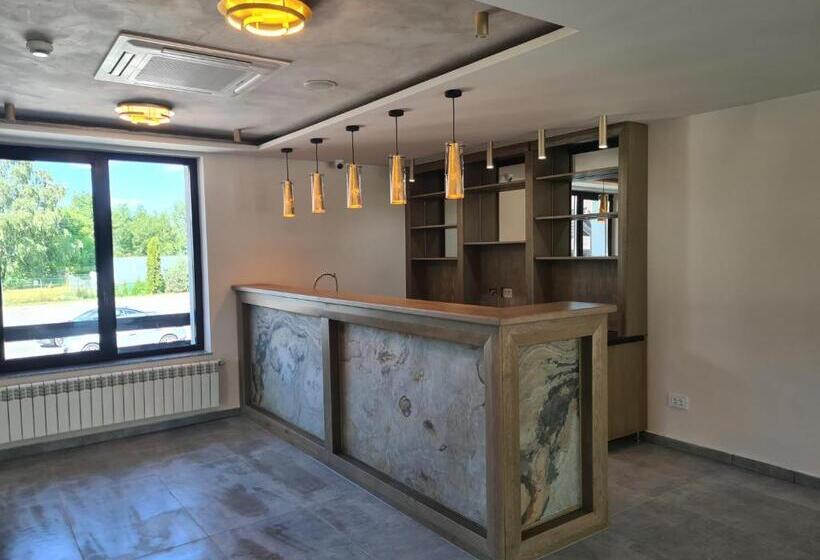 בית מלון כפרי New Wolf