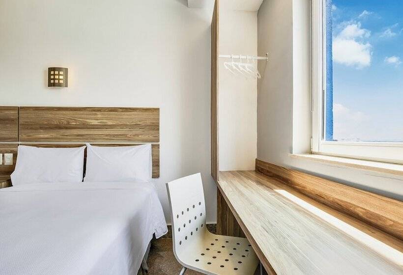 فندق One Guadalajara Periférico Norte