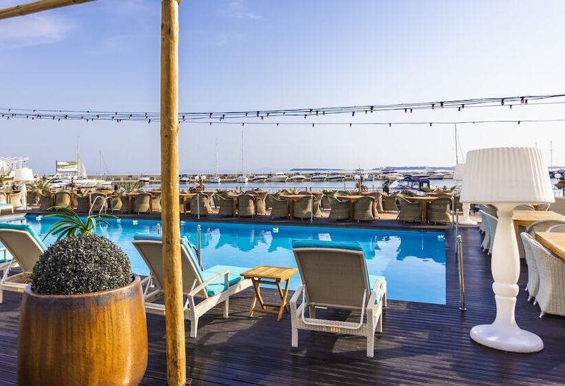 בית מלון כפרי Palace Marina Dinevi