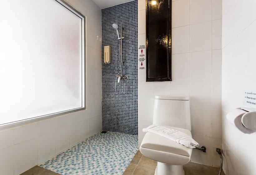 فندق Patong Beach Side