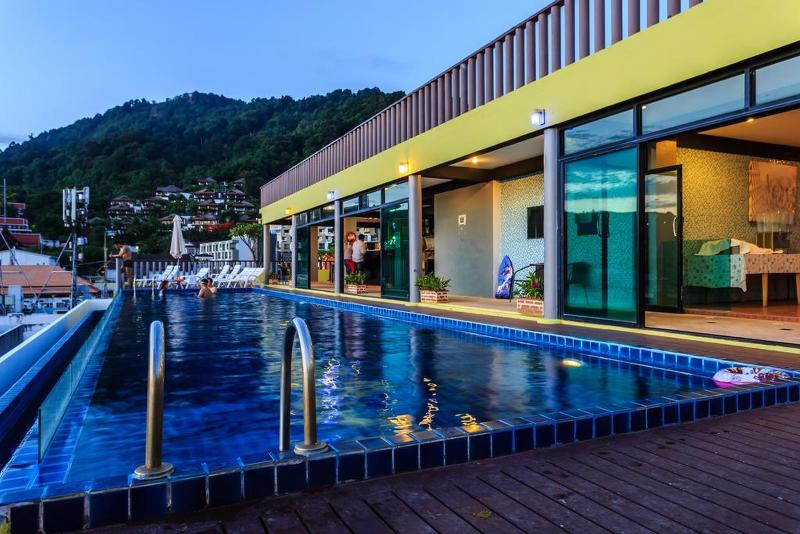 فندق Patong Beach Side