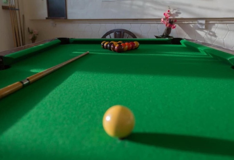 호텔 Patong Rai Rom Yen Resort Sha