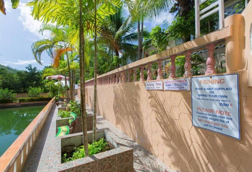 호텔 Patong Rai Rom Yen Resort Sha